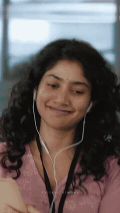 Kasthuri happy soul