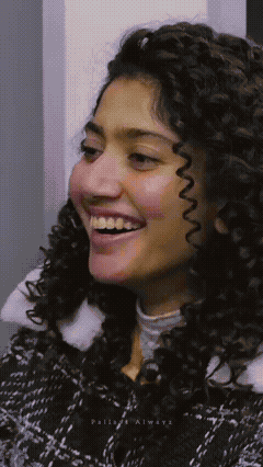 Kasthuri smiley