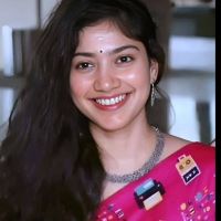 Kasthuri smiley